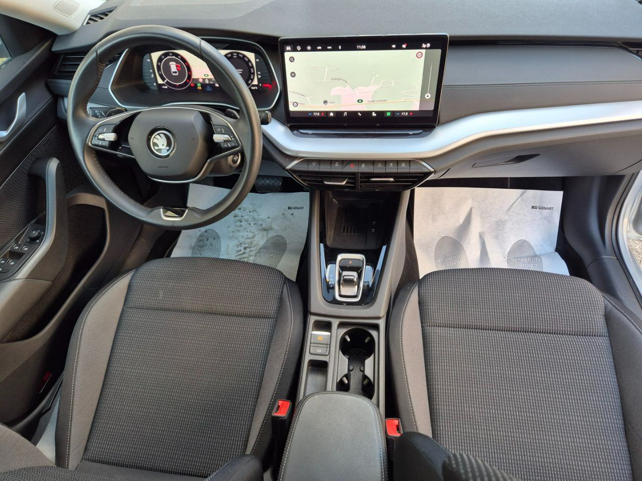 SKODA Octavia 2.0 TDI 150 CV DSG Wagon Executive - 13