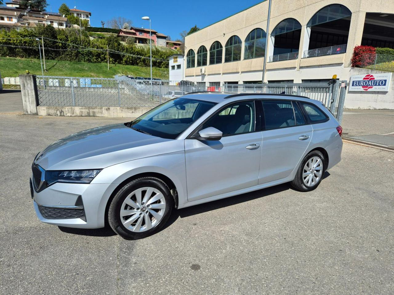 SKODA Octavia 2.0 TDI 150 CV DSG Wagon Executive - 3