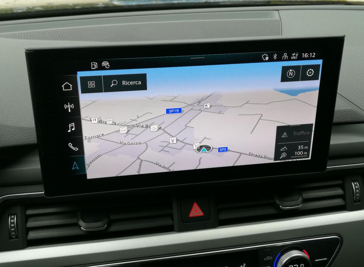 AUDI A4 Avant 40 TDI S tronic Business Advanced - 17