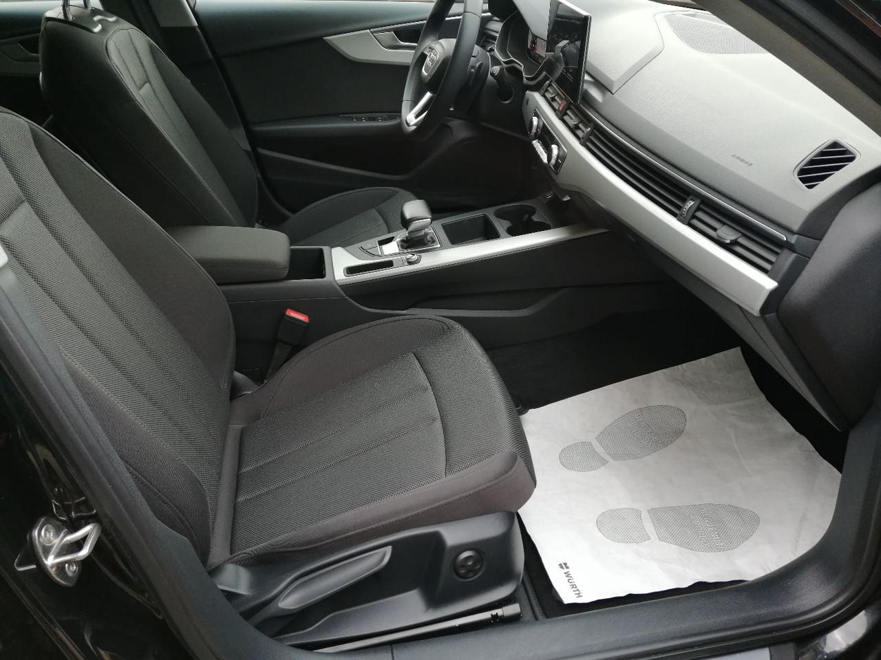 AUDI A4 Avant 40 TDI S tronic Business Advanced - 9