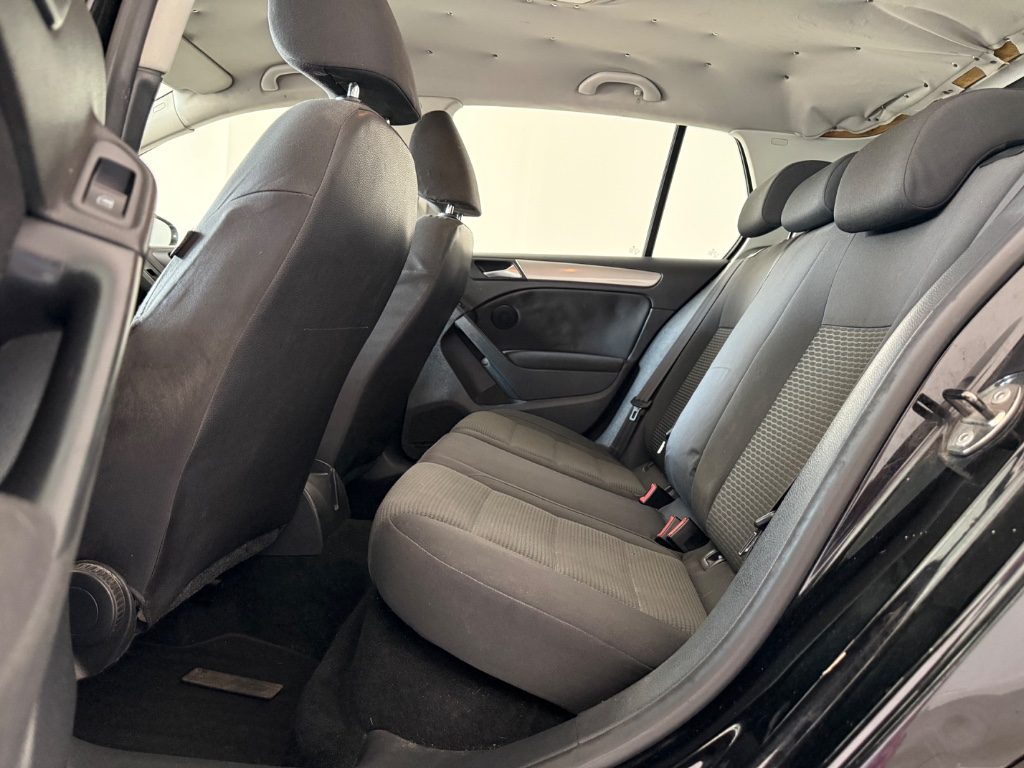 VOLKSWAGEN Golf 1.4 5p. United - 12