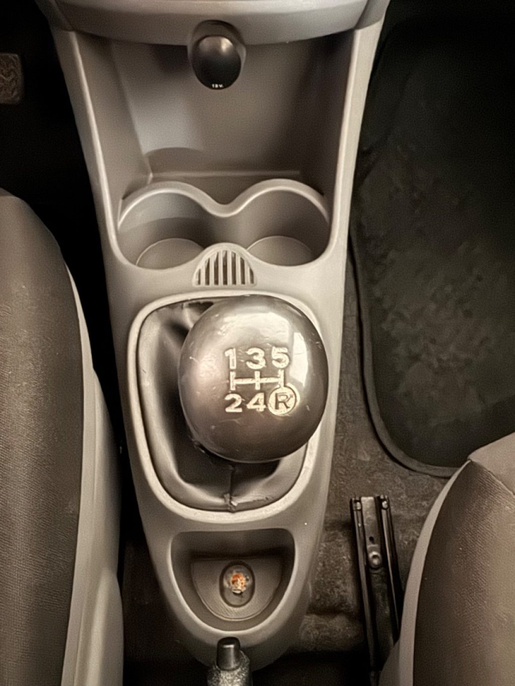 TOYOTA Aygo 1.0 12V. VVT-i 5 porte - 9