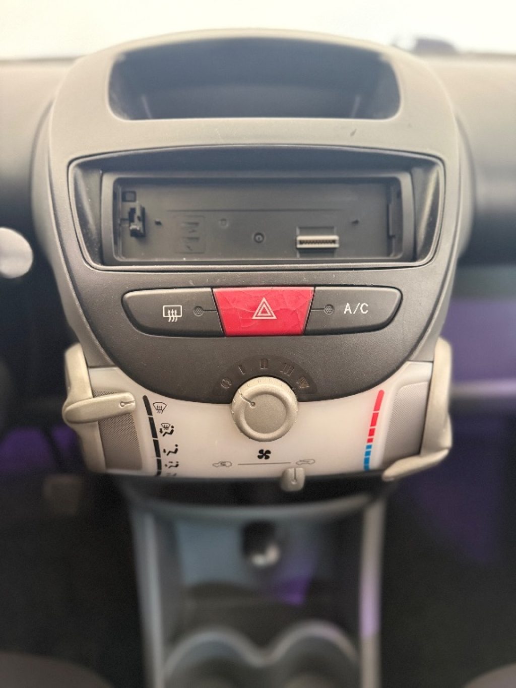 TOYOTA Aygo 1.0 12V VVT-i 5 porte Sol - 14