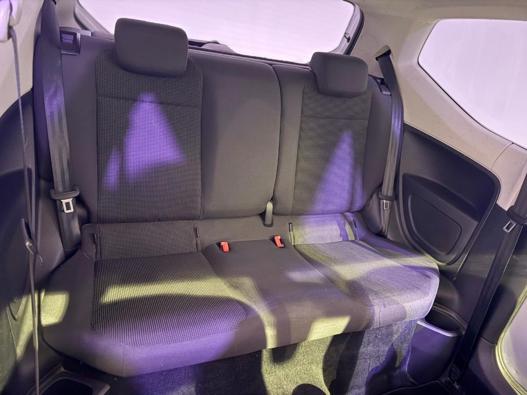 VOLKSWAGEN up! 1.0 75 CV 3 porte high up! - 6