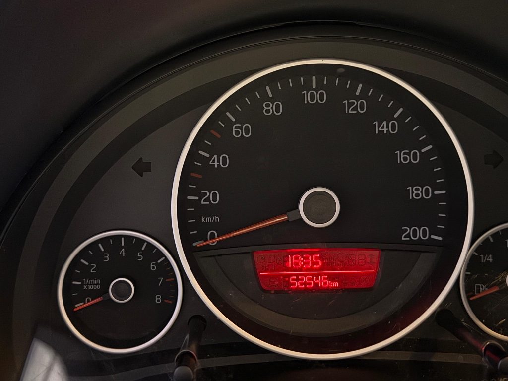 VOLKSWAGEN up! 1.0 75 CV 3 porte high up! - 13