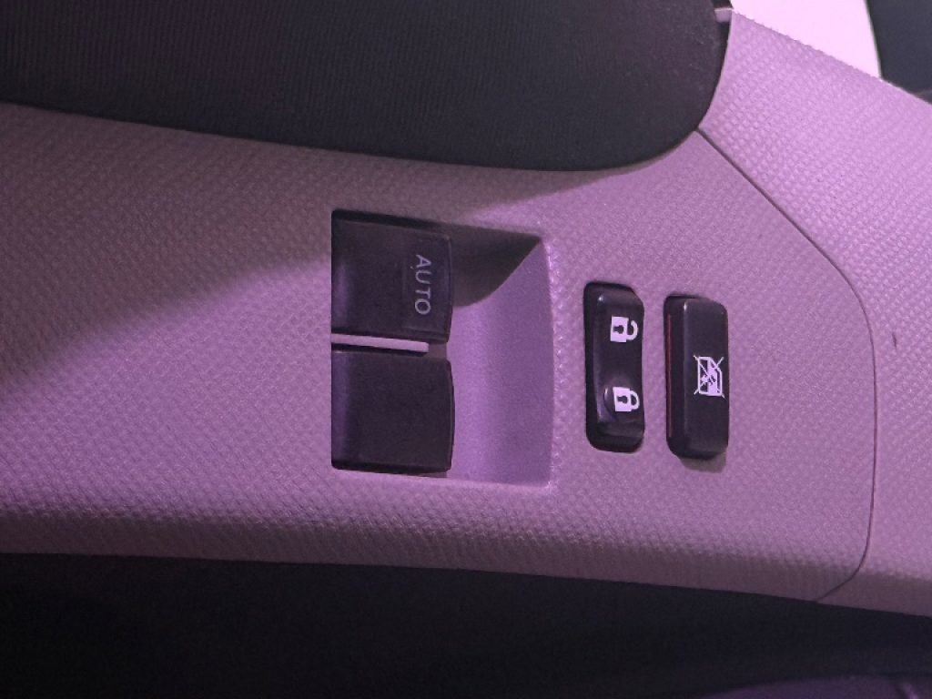 TOYOTA Yaris 1.0 5 porte NOW GPL - 14