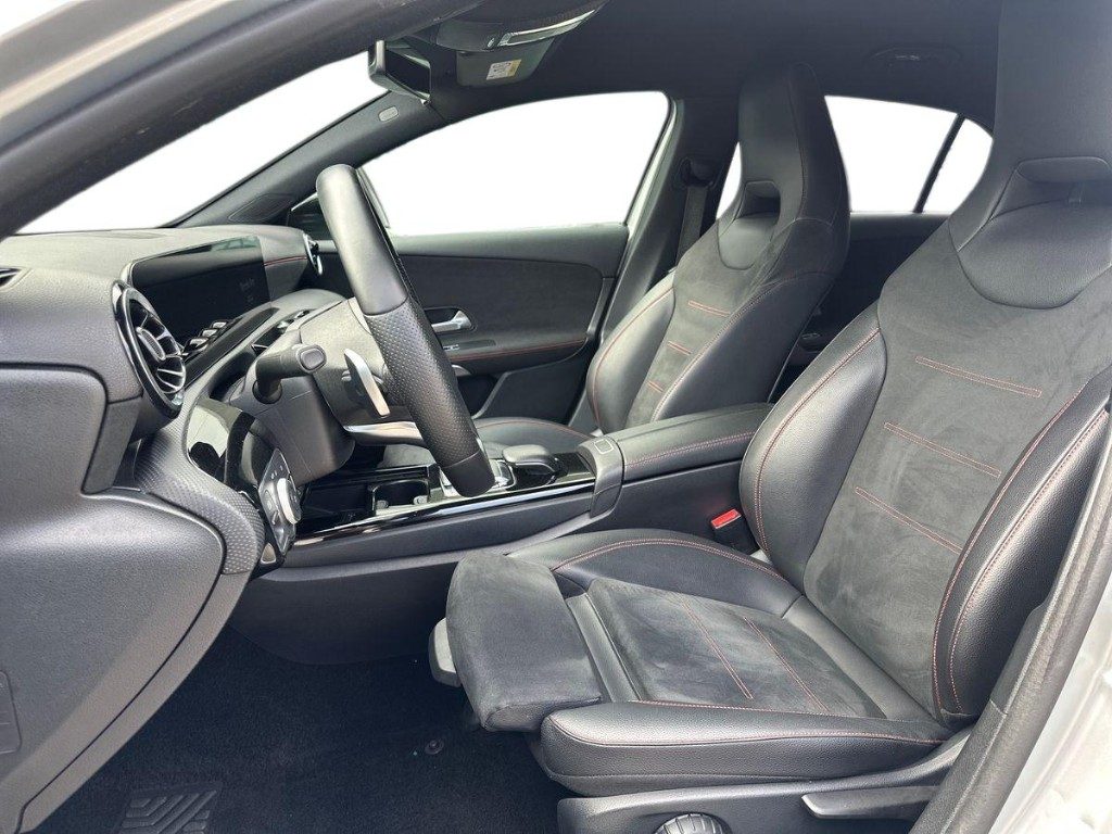 MERCEDES-BENZ A 200 Automatic Premium - 8