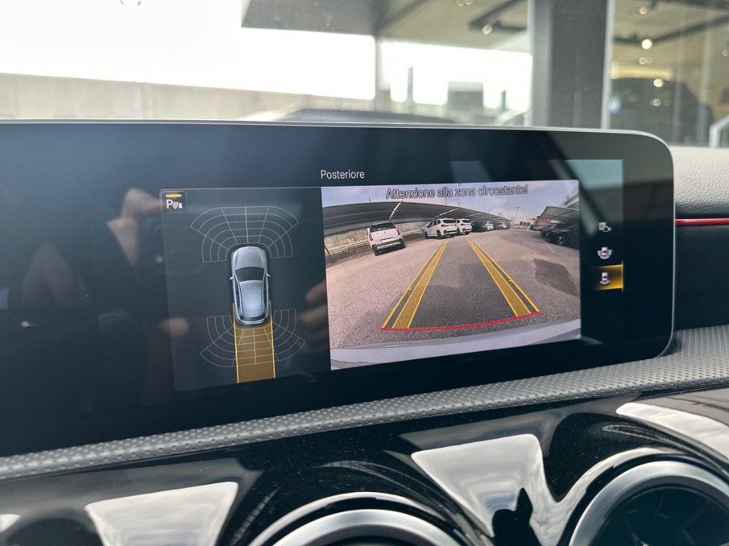 MERCEDES-BENZ A 200 Automatic Premium - 12