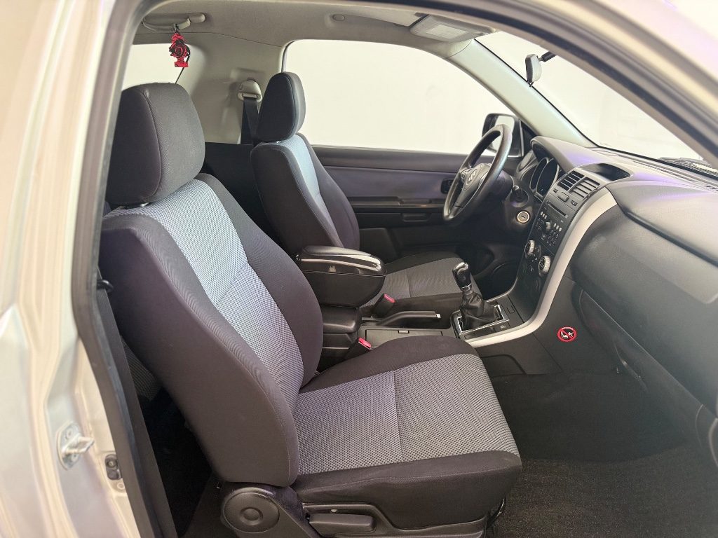 SUZUKI Grand Vitara 1.6 16V 3 porte - 6