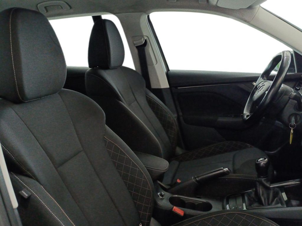 SKODA Kamiq 1.0 G-Tec Ambition - 10