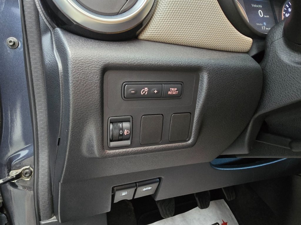 NISSAN Micra 1.5 dCi 8V 5 porte Acenta - 17