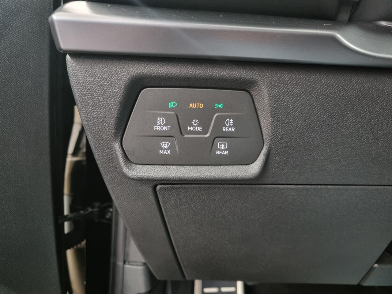 CUPRA Leon 1.5 Hybrid 150 CV DSG - 32