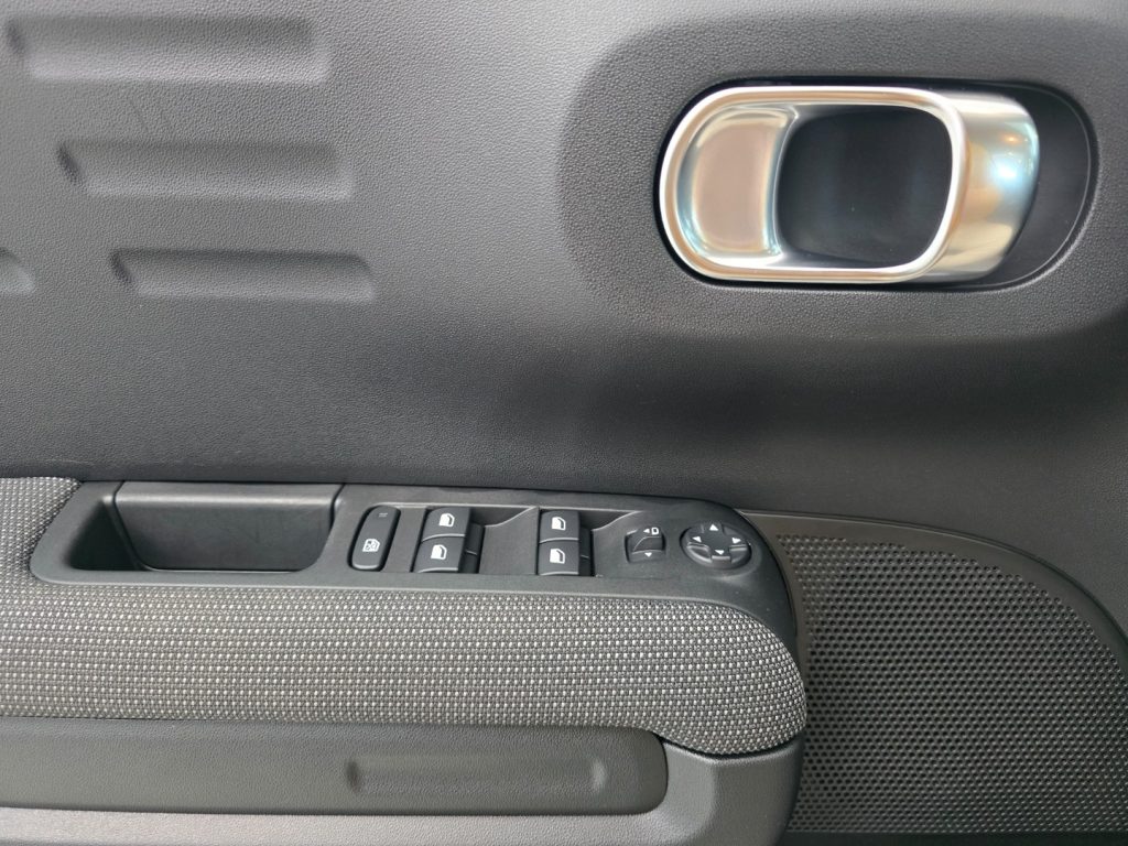 CITROEN C3 Aircross PureTech 110 S&S Plus - 20