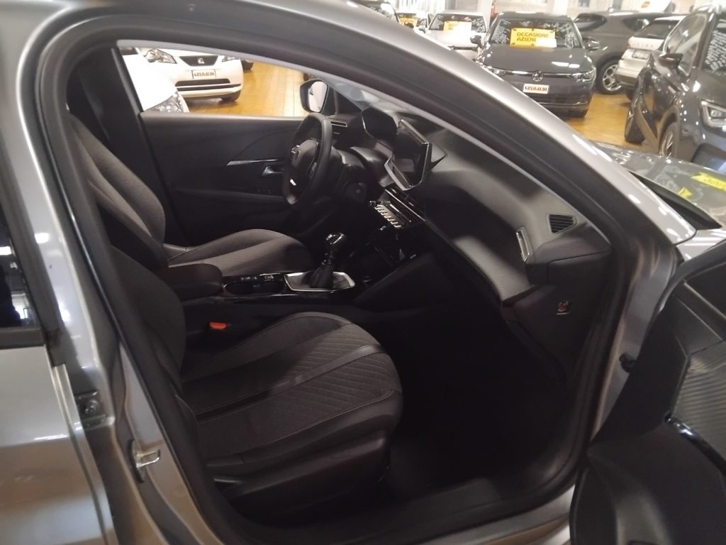 PEUGEOT 208 100 CV 5 porte Allure Puretech - 12