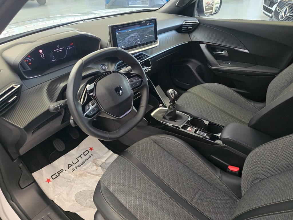 PEUGEOT 2008 PureTech 100 S&S Allure - 21