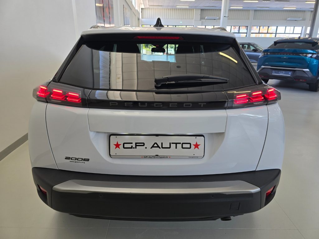 PEUGEOT 2008 PureTech 100 S&S Allure - 6