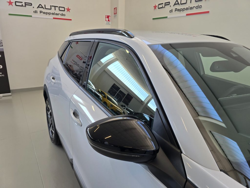 PEUGEOT 2008 PureTech 100 S&S Allure - 27