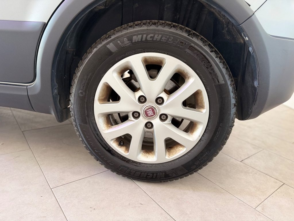 FIAT Sedici 2.0 MJT 16V DPF 4x2 Emotion - 4