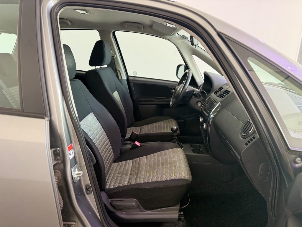 FIAT Sedici 2.0 MJT 16V DPF 4x2 Emotion - 7