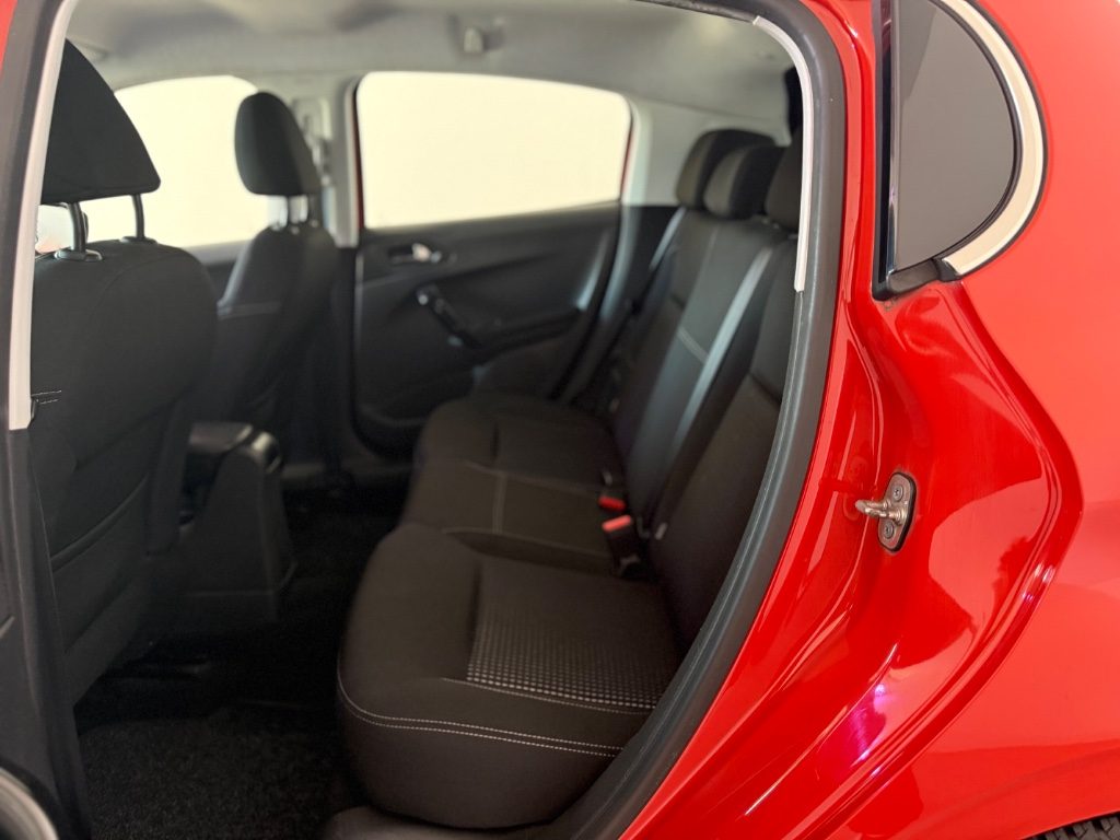 PEUGEOT 208 1° serie BlueHDi 75 5 porte Allure - 6