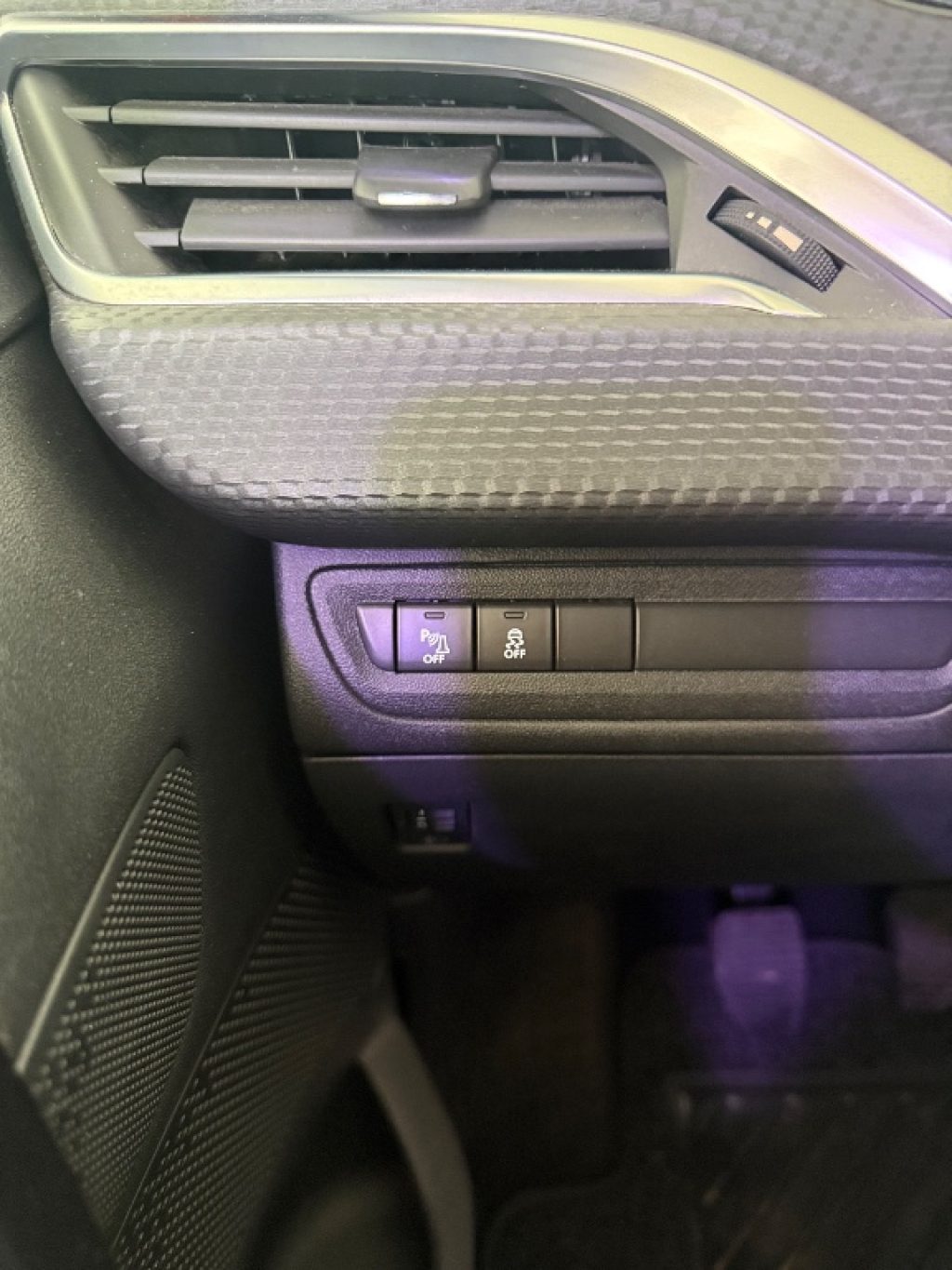 PEUGEOT 208 1° serie BlueHDi 75. 5 porte Allure - 20