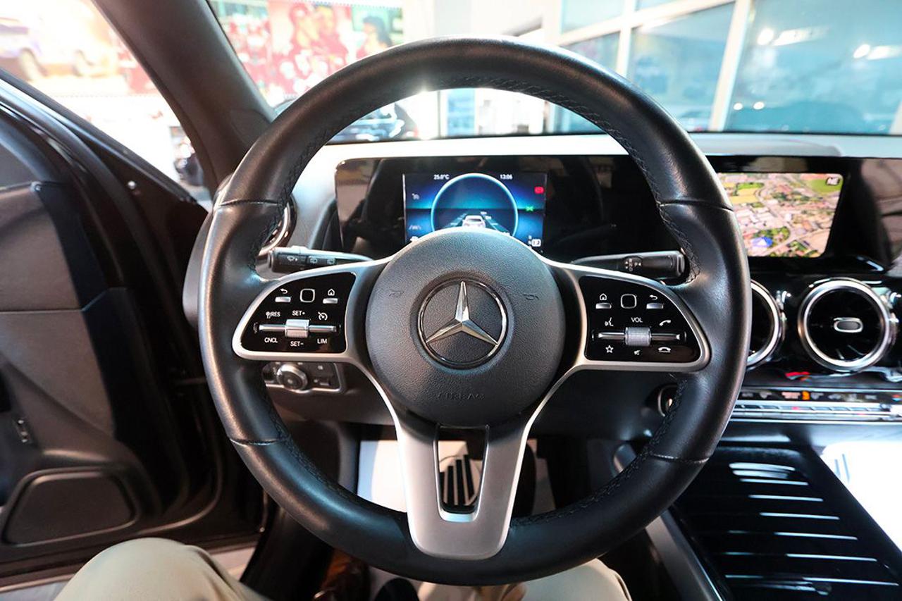 MERCEDES-BENZ GLB 200 d Automatic 4Matic Sport Plus - 21