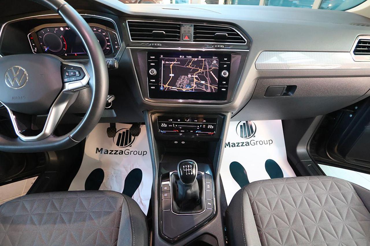 VOLKSWAGEN Tiguan 1.5 TSI ACT Life - 28