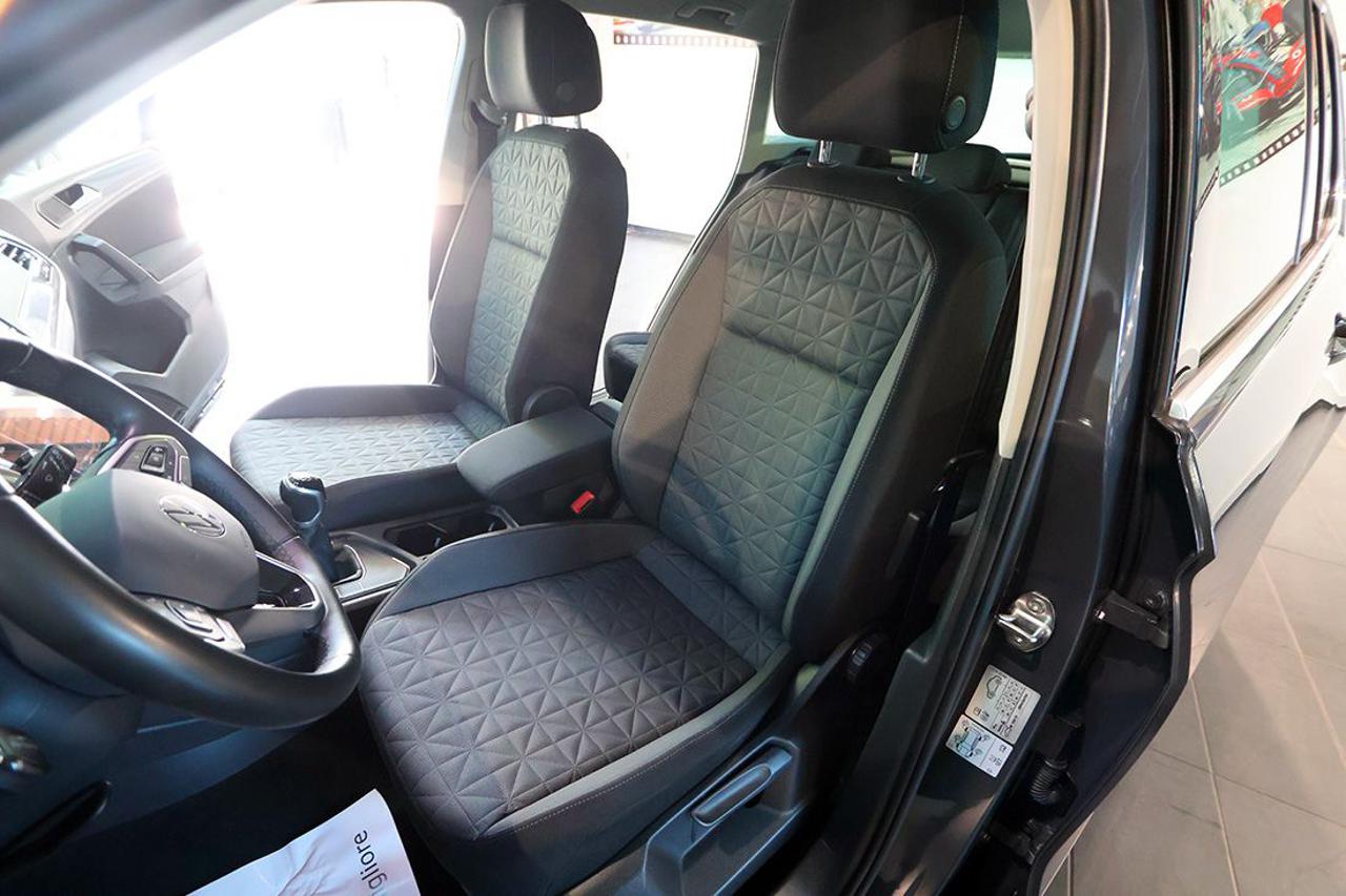 VOLKSWAGEN Tiguan 1.5 TSI ACT Life - 17