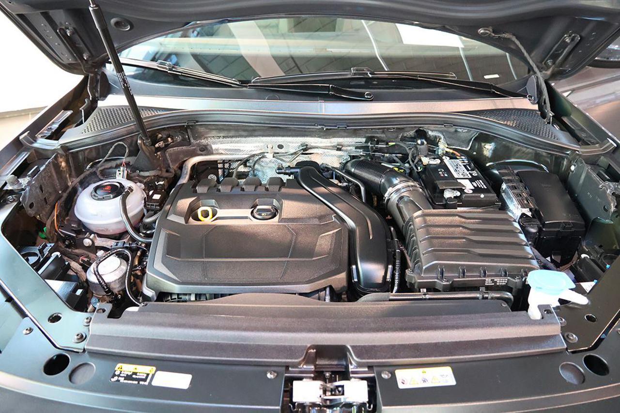 VOLKSWAGEN Tiguan 1.5 TSI ACT Life - 11