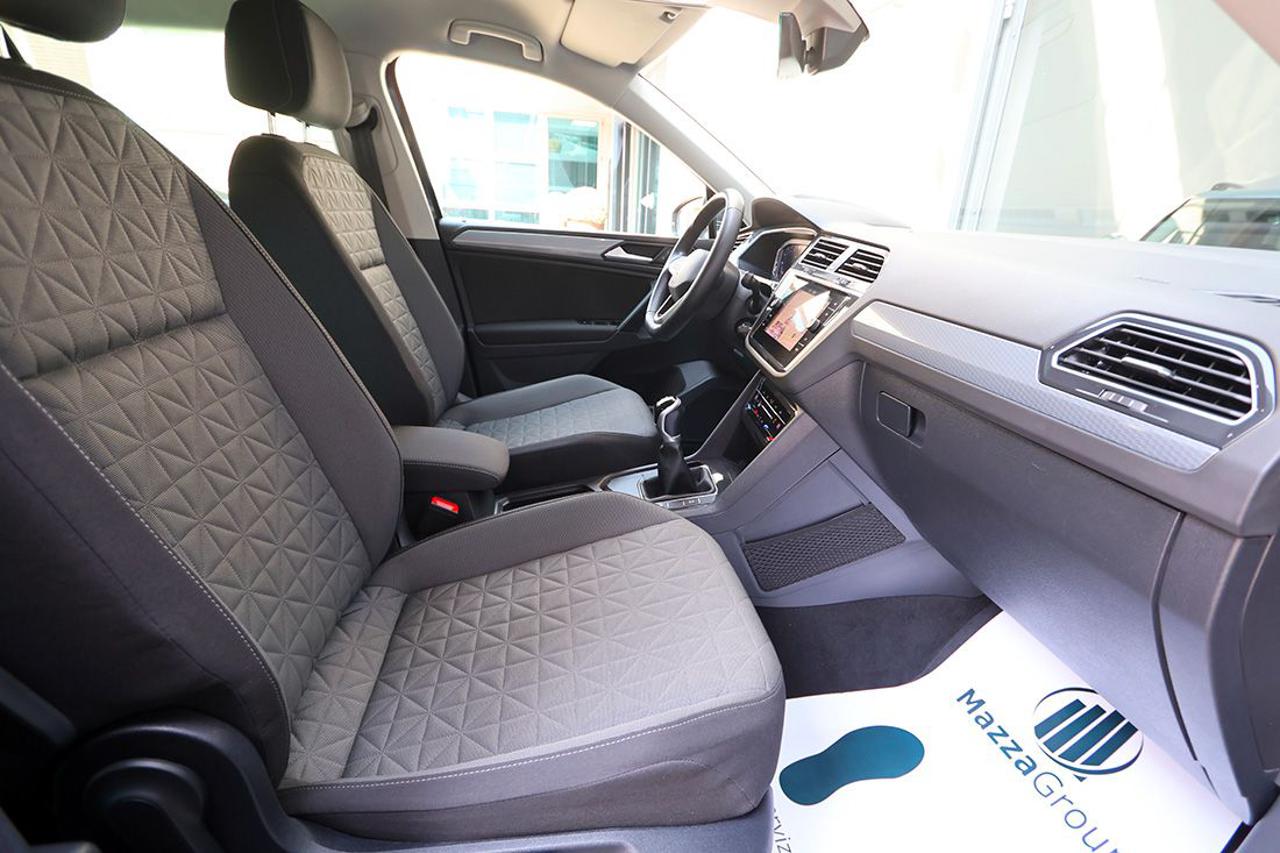 VOLKSWAGEN Tiguan 1.5 TSI ACT Life - 30