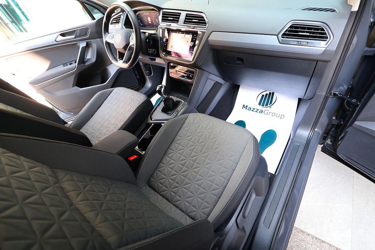 VOLKSWAGEN Tiguan 1.5 TSI ACT Life - 15