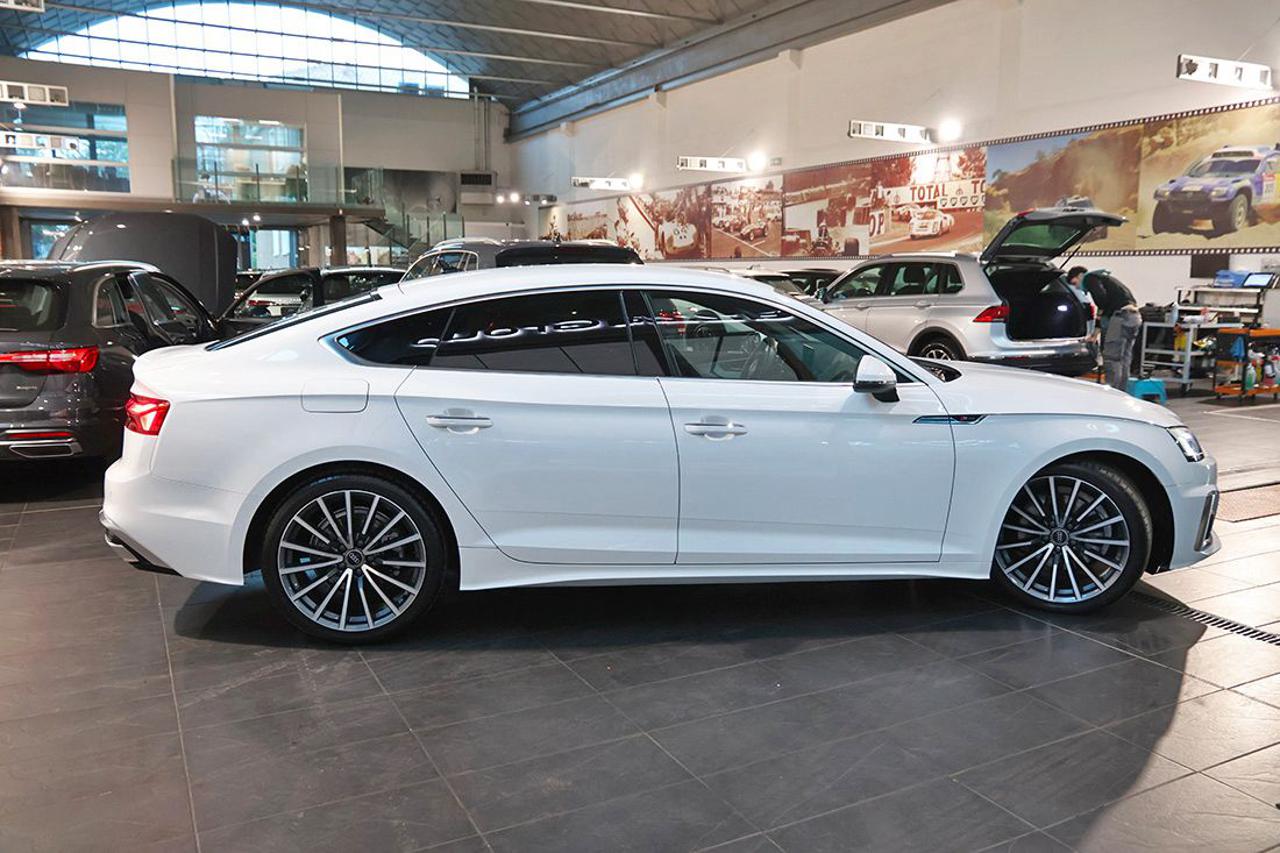 AUDI A5 40 TDI Sportback S-Tronic S-Line - 10