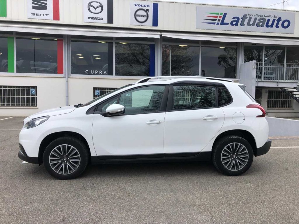 PEUGEOT 2008 1° serie PureTech 82 Allure - 3