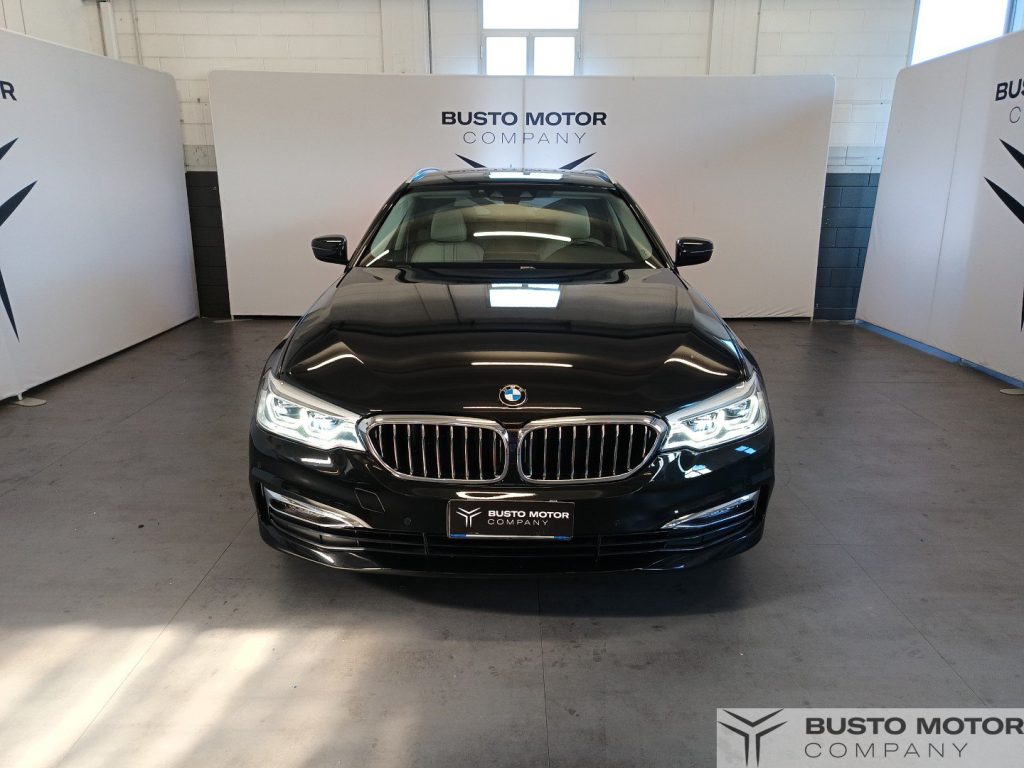 BMW 520 520d Touring Luxury auto PROMO VALIDA CON FINANZIA - 2
