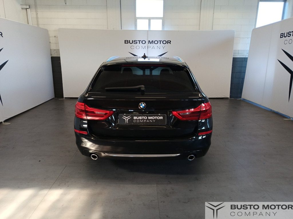 BMW 520 520d Touring Luxury auto PROMO VALIDA CON FINANZIA - 5