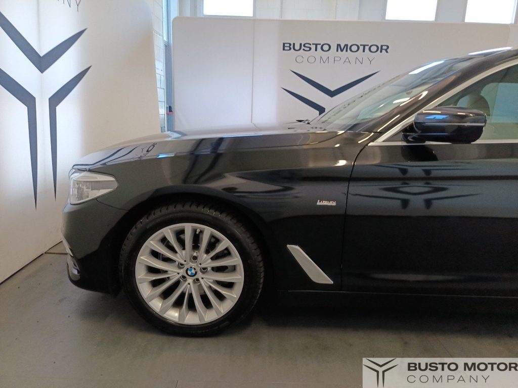 BMW 520 520d Touring Luxury auto PROMO VALIDA CON FINANZIA - 7