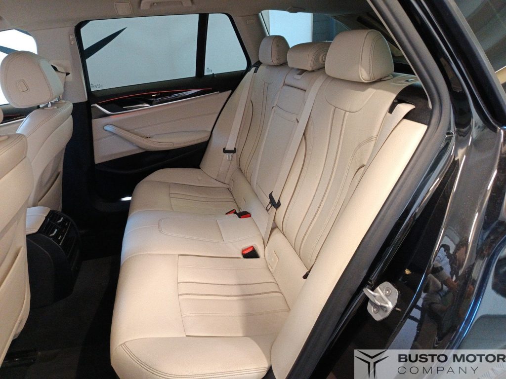 BMW 520 520d Touring Luxury auto PROMO VALIDA CON FINANZIA - 9