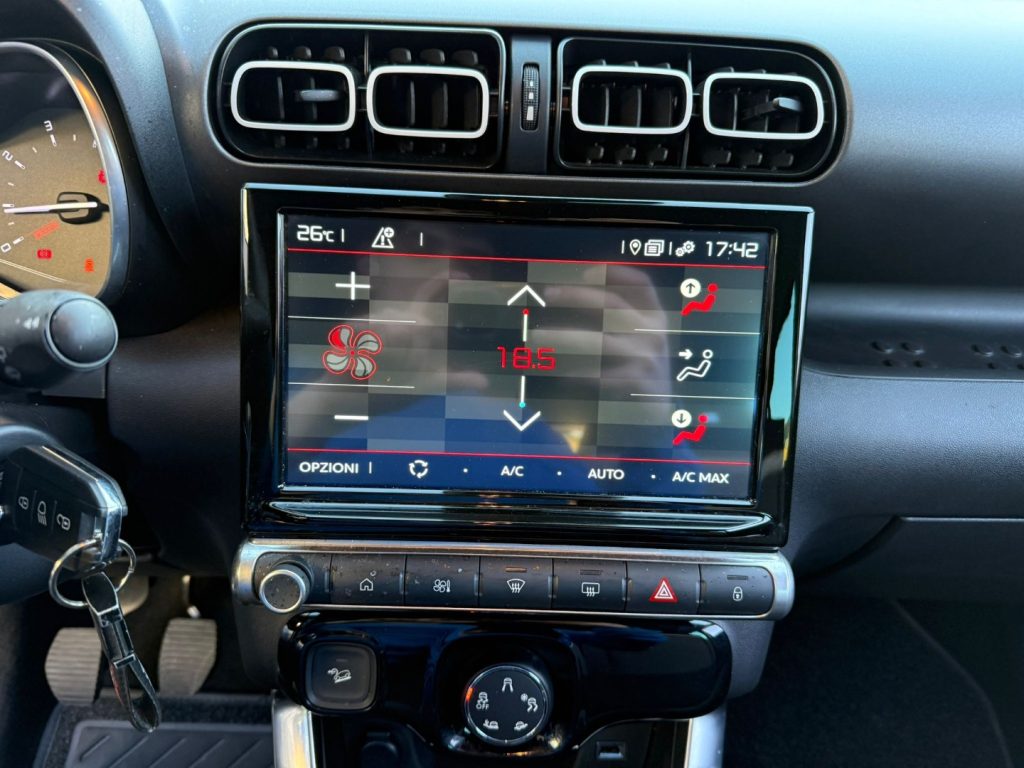 CITROEN C3 Aircross PureTech 110 S&S Shine - 18