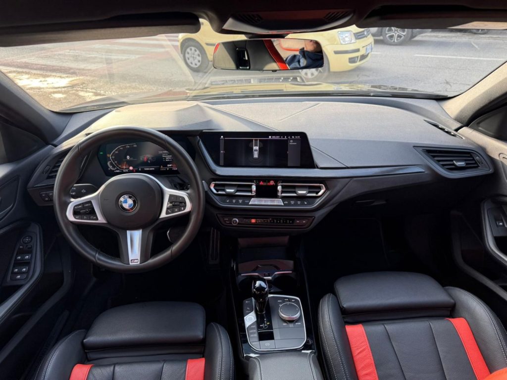 BMW 118 i 5p. Colorvision Edition Msport - 14