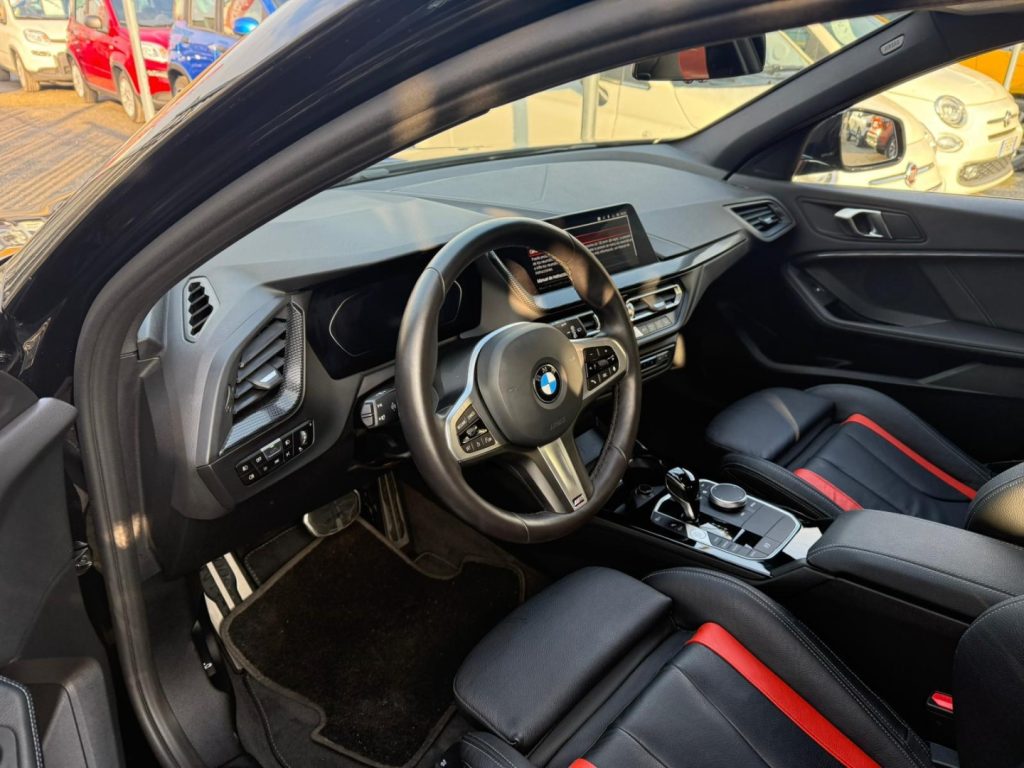 BMW 118 i 5p. Colorvision Edition Msport - 12