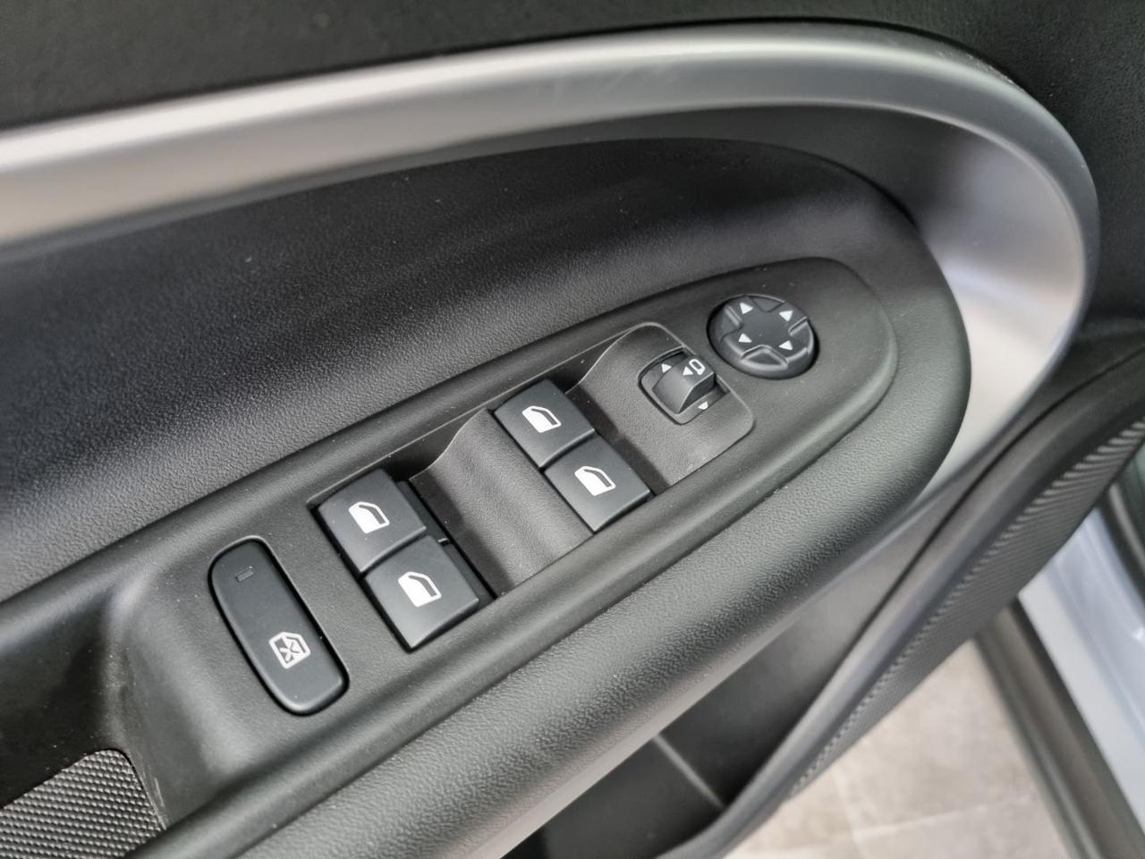 JEEP Avenger 1.2 Turbo 100 CV Summit - 25