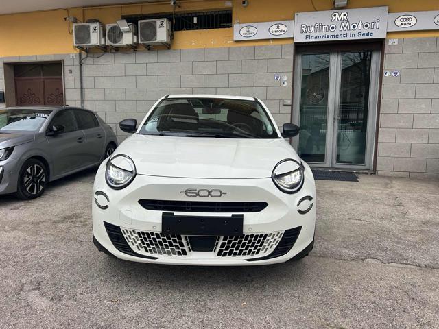 FIAT 600 Bianco pastello