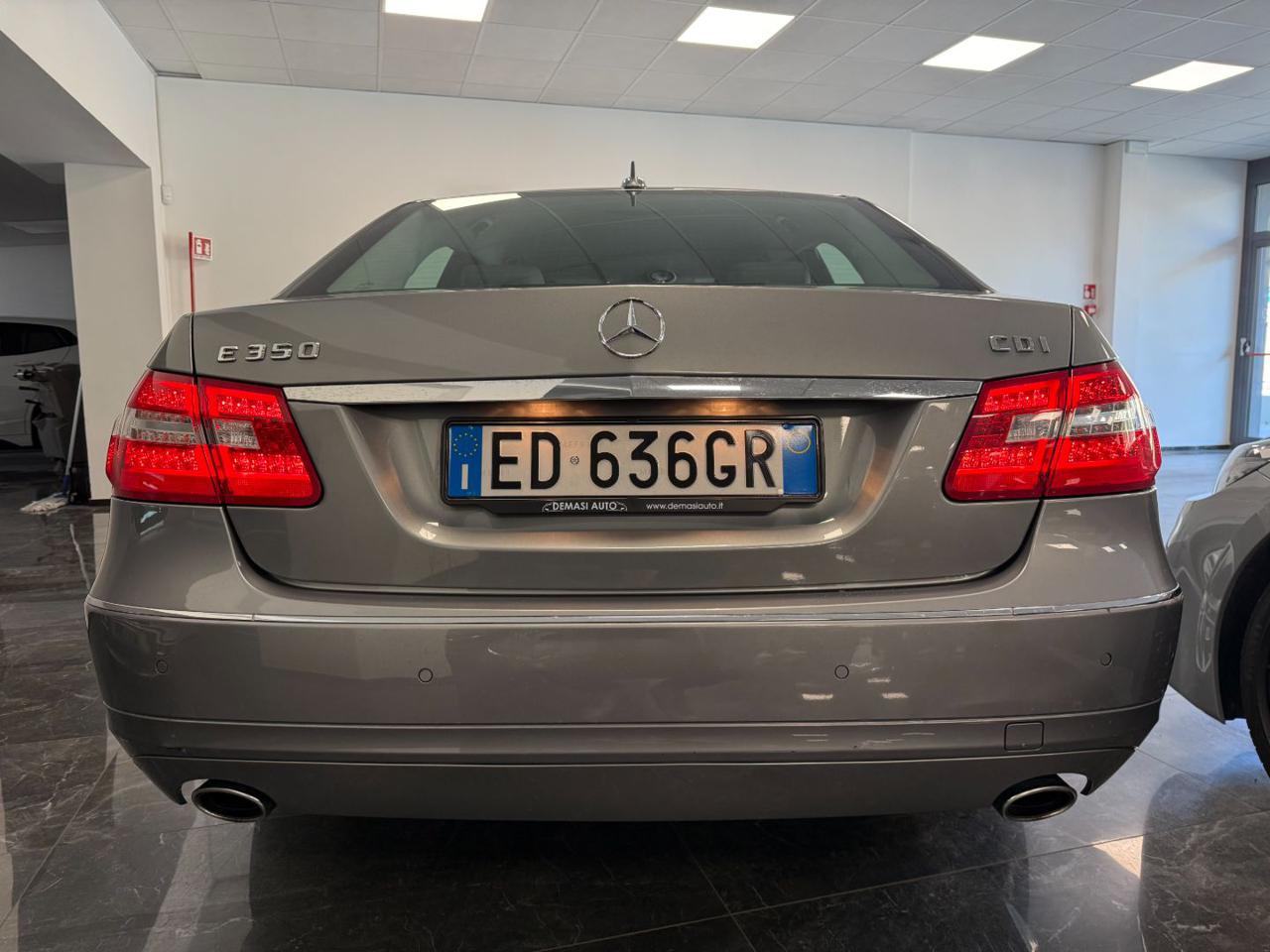 Mercedes-Benz E 350 CDI BlueEFFICIENCY Avantgarde AMG - UNICO PROPR. 2010 - foto 5