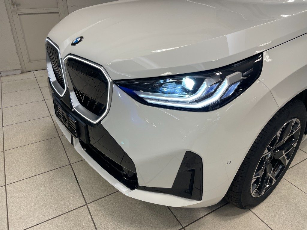 BMW X3 xDrive20d 48V MSport+CAM.360+ICONIC GLOW+INN.PACK - 3