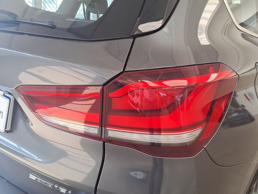 BMW X1 sDrive18i xLine Aut. - 7