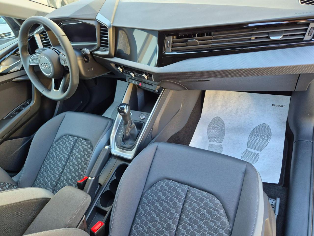 AUDI A1 SPB 30 TFSI S tronic S line edition - 12