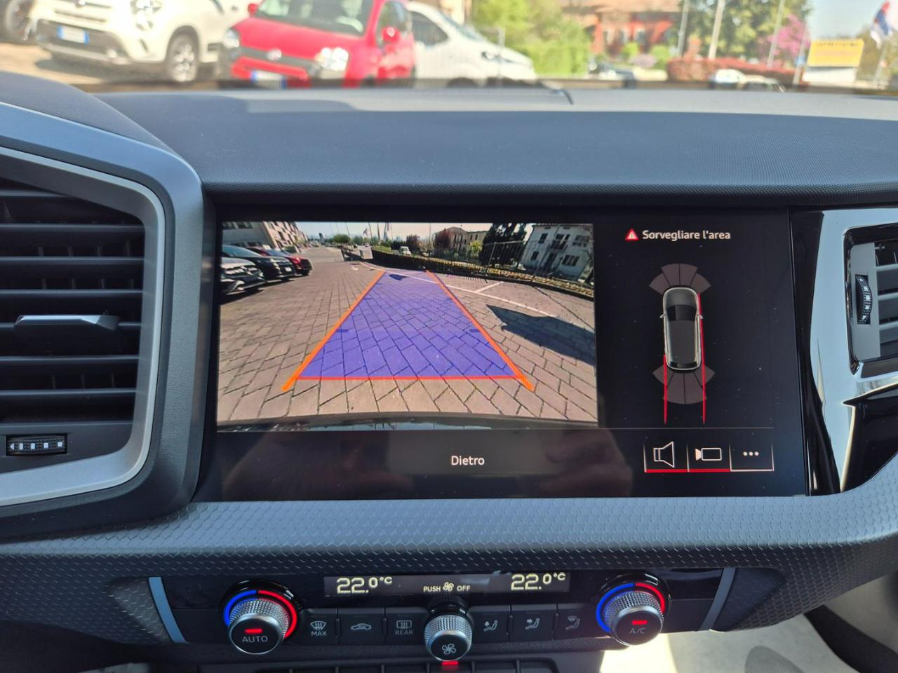 AUDI A1 SPB 30 TFSI S tronic S line edition - 14