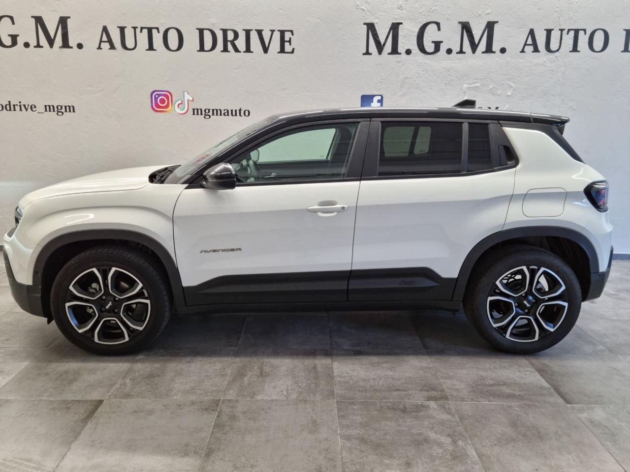 JEEP Avenger 1.2 Turbo 100 CV Summit - 2