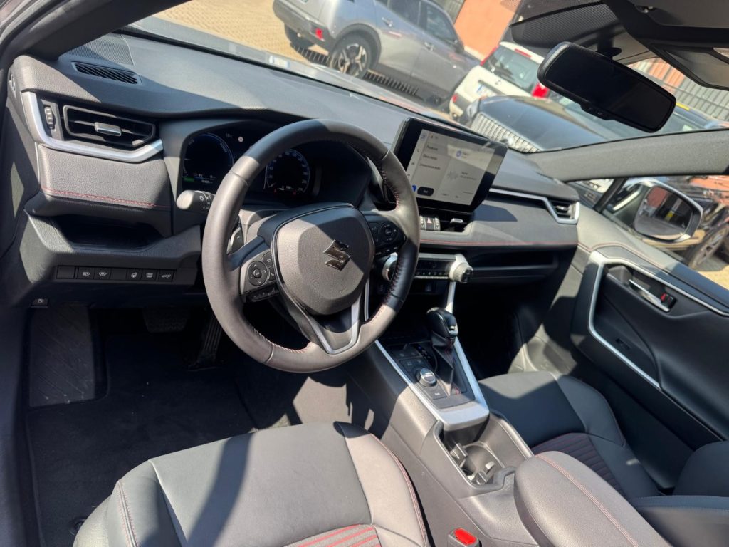 SUZUKI Across 2.5 Plug-in Hybrid E-CVT 4WD Top - 18