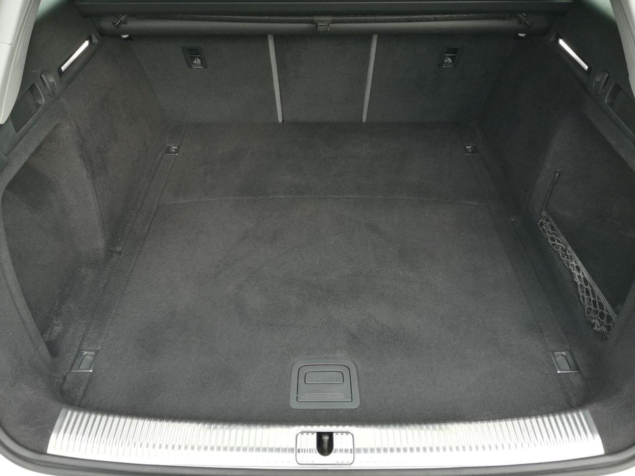 AUDI A4 Avant 35 TDI S tronic S line edition - 10